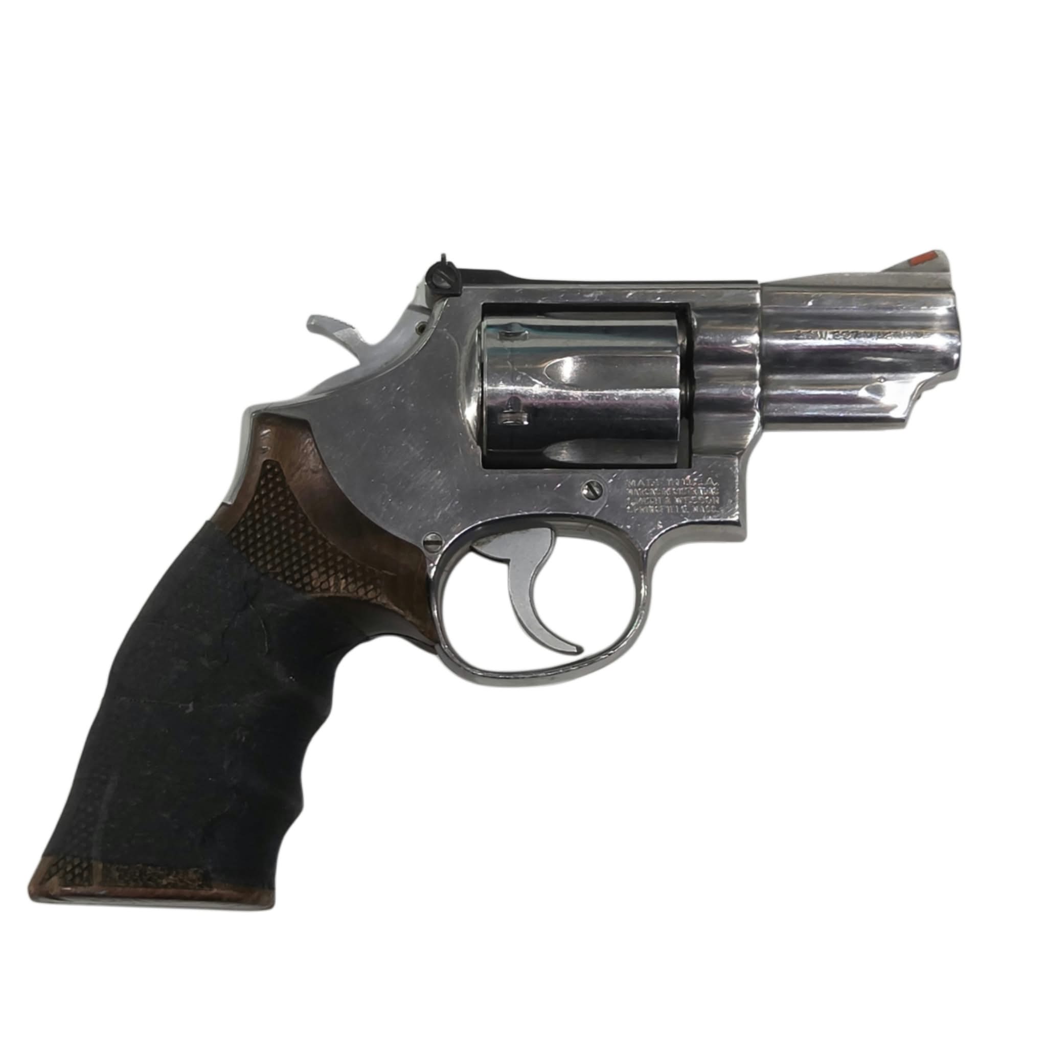 אקדח יד 2 - סמית' אנד ווסון Smith & Wesson Model 66